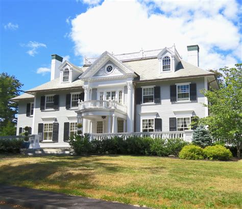 A Spectacular Colonial Revival Style House - Your Historic House