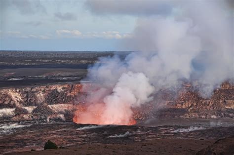 Hawaiian Volcano Observatory and Jaggar Museum | The view of… | Flickr