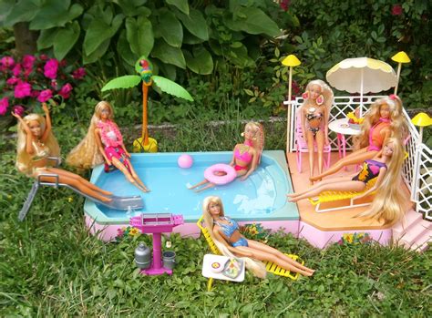 Barbie Tropical Pool and Patio set 1986 | Today my ladies ma… | Flickr