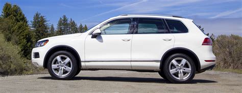 2014 Volkswagen Touareg TDI R-Line Review | VroomGirls