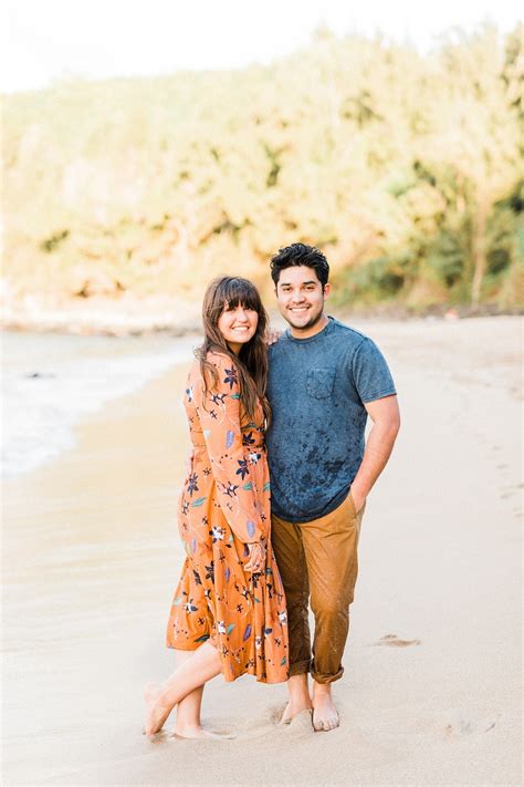 Sunset Beach Couples Session in Maui || Lahaina, Hawaii - Tasha Rose