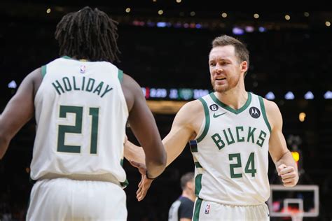 How many Milwaukee Bucks should be untouchable in 2023 off-season?