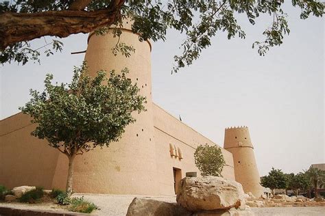 The Masmak is a clay and mud-brick fort, with four watchtowers and thick walls, founded on stone ...