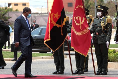 President remodels top structures of the Armed Forces - Ver Angola ...