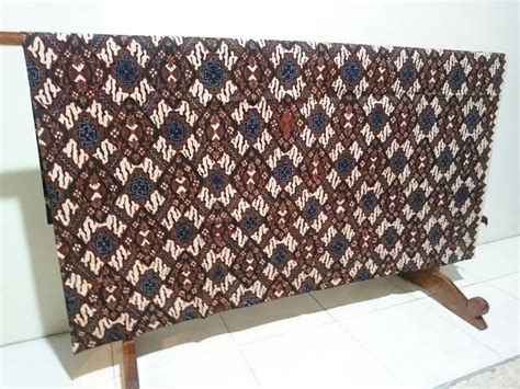 Seragam batik Telkom untuk seluruh Indonesia - Batik Dlidir