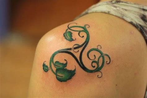 Interesting examples of Triskele tattoo