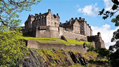 Castle Rock, Edinburgh, Edinburgh - Book Tickets & Tours