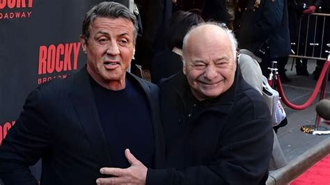 Burt Young, el inolvidable Paulie en las películas de 'Rocky', murió a ...