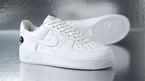 Nike Air Force 1 07 'Roc-A-Fella' (Triple White) | END. Launches