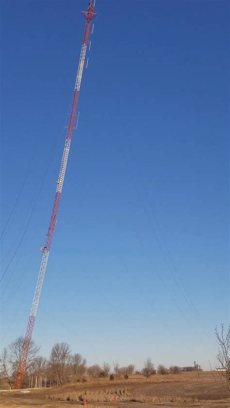 Blackhawk Tower Communications - Guyed Tower Dismantling