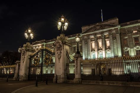 Photographing London: Beyond the Popular Shots