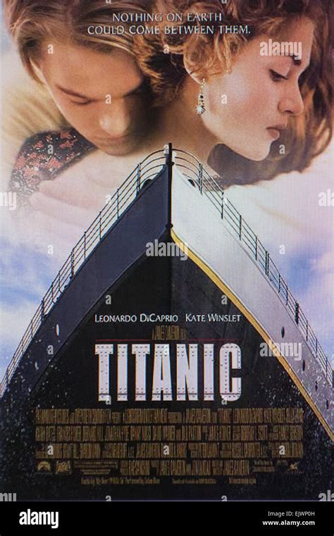 Titanic movie poster fotografías e imágenes de alta resolución - Alamy