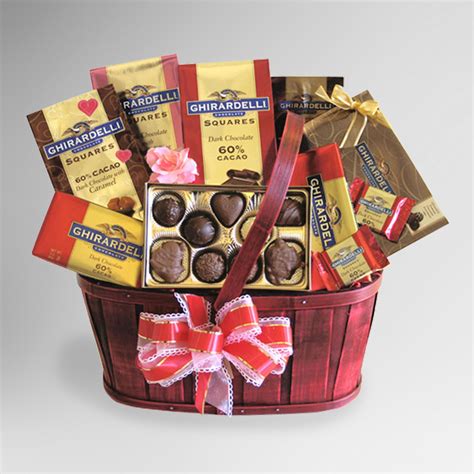 #chocolate_gift | Chocolate lovers gift basket, Celebration gift basket, Valentine's day gift ...