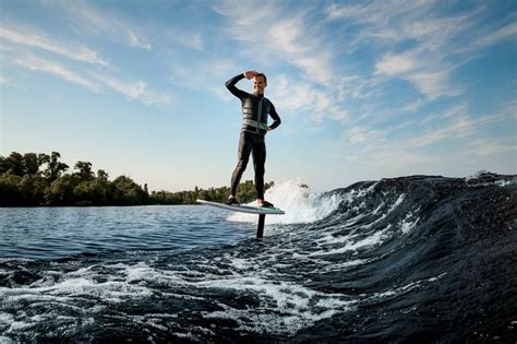 Hydrofoil Surfing: How to Get Started - Florida Splendors