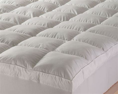 Feather Mattress Topper - Review & Top 3 Feather Toppers