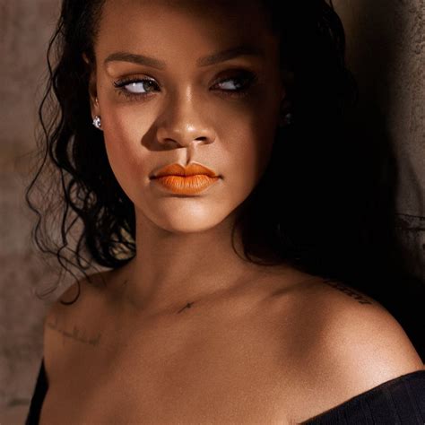 Rihanna - Fenty Beauty Mattemoiselle 2018 • CelebMafia