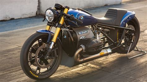 BMW Motorrad R18 Dragster Will Turn Heads On The Track