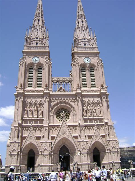 La construcción de la Basílica de Luján tuvo orígenes insólitos ...