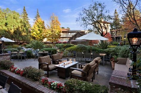 Embassy Suites Napa Valley Hotel in Napa (CA) - Room Deals, Photos ...