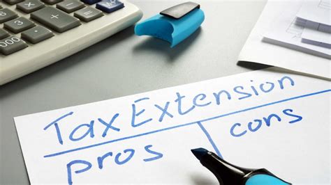 The Pros and Cons of Hiring a Tax Professional vs. Filing Taxes Yourself