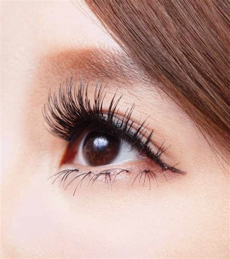 11 Best False Eyelashes For Asian Eyes (2024), Expert Picks