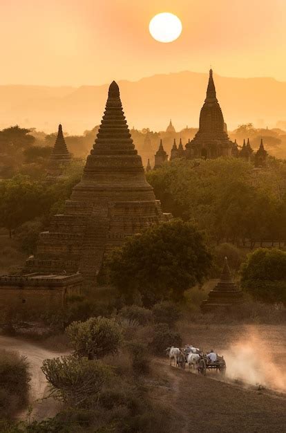 Premium Photo | The temples of bagan myanmar