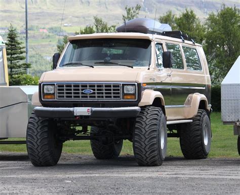 Ford Econoline 4x4 in 2020 | Offroad trucks, Ford van, 4x4 van