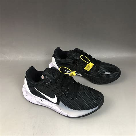 Nike Kyrie Low 2 Black/White For Sale – Hoop Jordan