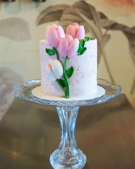 Chocolate Tulip Cake - Beautiful Floral Cake