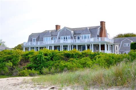 beach house! | Nantucket style homes, Coastal architecture, Beach living