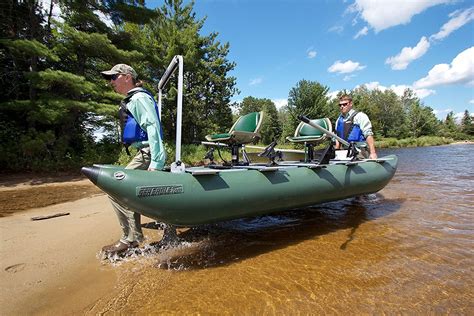 Top 3 Best INFLATABLE Pontoon Boats (cruising & fishing) Review 2022