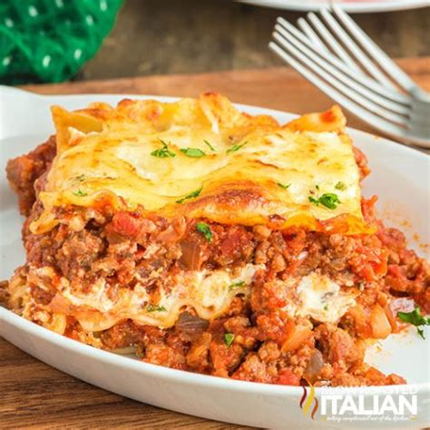 Olive Garden Lasagna (Classico Recipe) - The Slow Roasted Italian