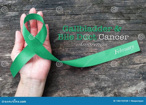 Gallbladder/ Bile Duct Cancer Awareness Ribbon Kelly Green Color on ...