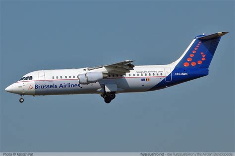 BAe, British Aerospace BAe 146-300 / AVRO RJ100 - Specifications - Technical Data / Description