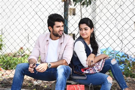 Tollywood Movies and Song Online: Vijay Deverakonda and Rashmika Mandanna, the hottest couple in ...