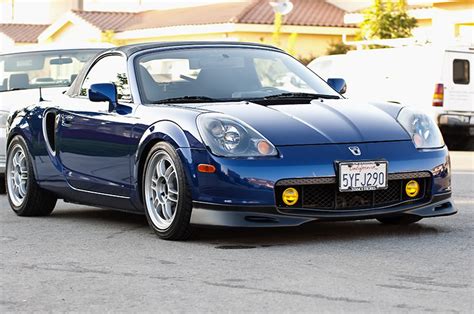 2002 Toyota MR2 Spyder - Information and photos - MOMENTcar