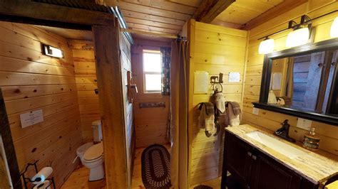 Canyon Lands Lodging - Ranch Cabin, Cabins, Monticello, United States of America | Glamping Hub