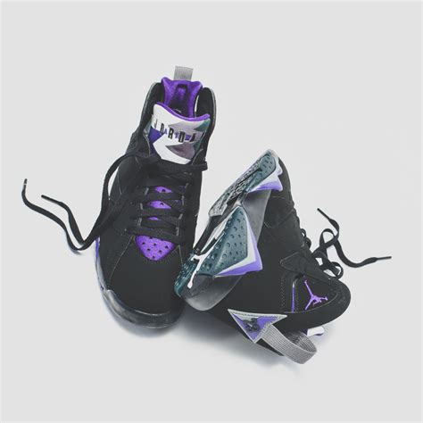 Nike Air Jordan 7 Retro - Black / Field Purple – Kith