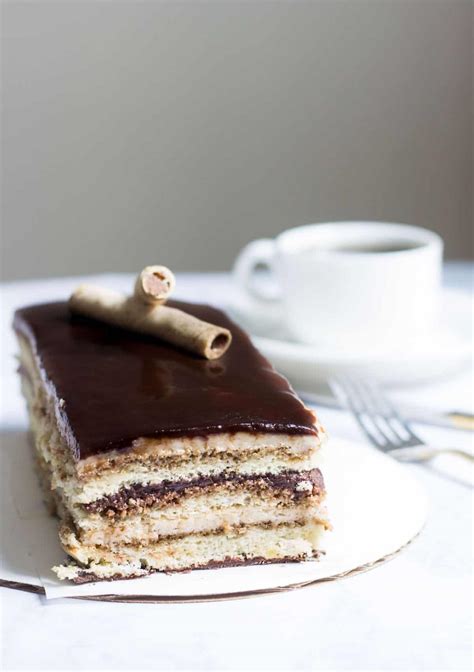 Opera Cake (Gâteau Opéra) - Mon Petit Four