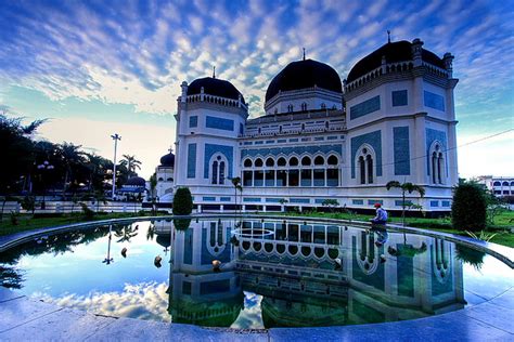 Attractions & Places to visit in Medan, North Sumatra, Indonesia