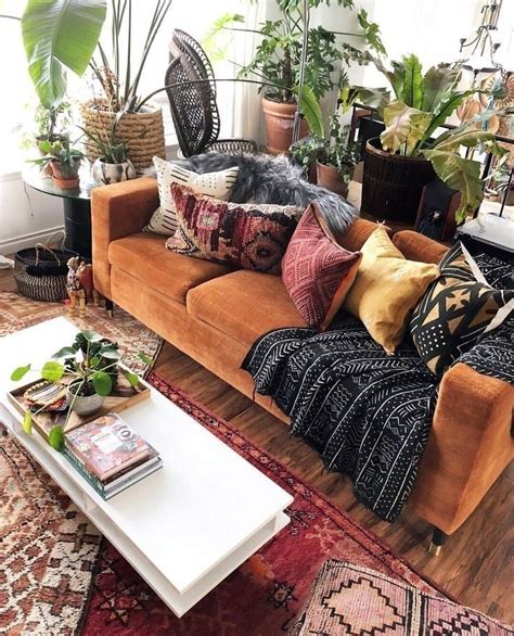 20+ Delicate Bohemian Sofa Living Room Design Ideas To Have | Boho ...