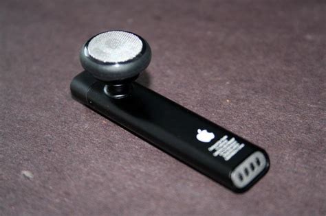 High-quality photos of Apple's Bluetooth Headset and Duo Dock