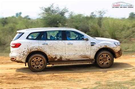 Ford Reintroduces Manual Variants of Endeavour in India