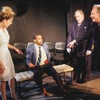 Six Degrees of Separation Reviews - Theatre In Chicago - Play Reviews