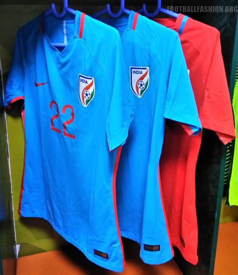 India 2017/18 Nike Home Kit – FOOTBALL FASHION.ORG