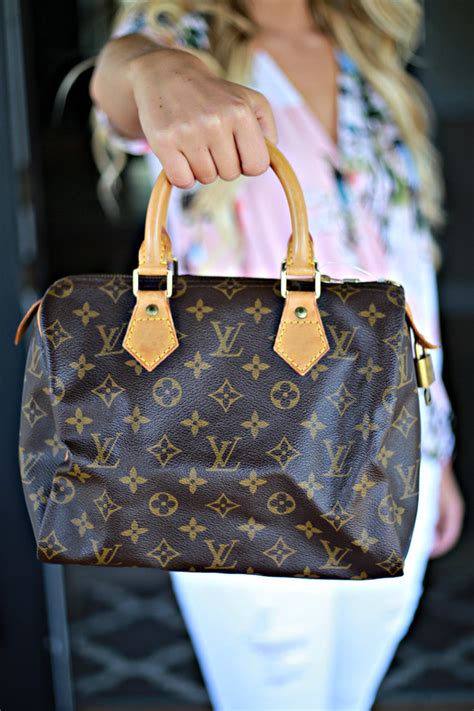 Louis Vuitton Speedy 25: Monogram - Off the Racks Boutique