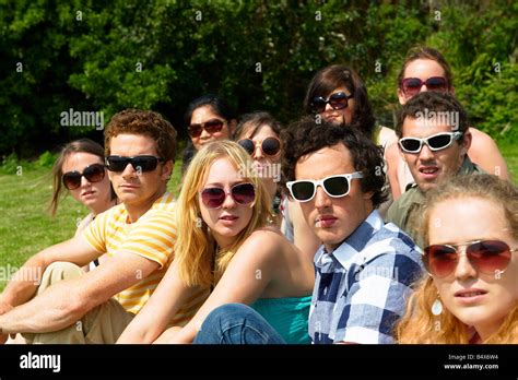 Group of people wearing sunglasses Stock Photo - Alamy