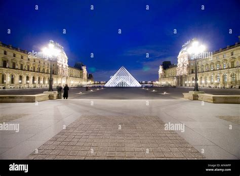 France, Paris, Le Louvre, pyramid construction Stock Photo - Alamy