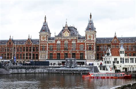 The Most Important Historical Sites in Amsterdam | MEININGER Hotels