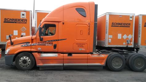 SCS Software's blog: ATS trained professional truck driver